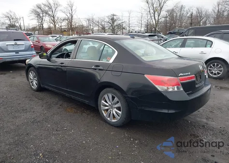 2011 Honda Accord 2.4 Ex-L from USA, damaged, VIN 1HGCP2F83BA028844